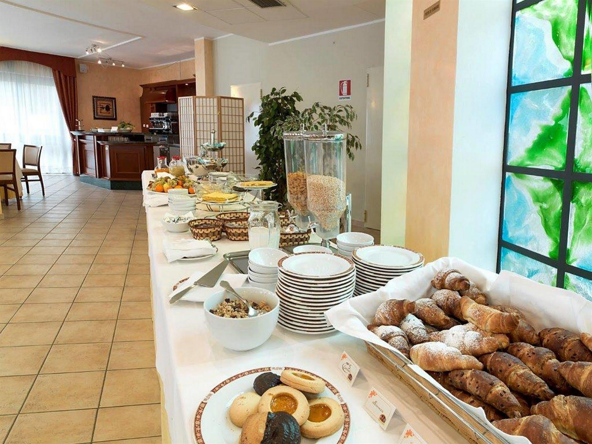 Hotel Bifi Casalmaggiore Exterior photo